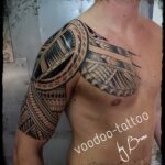 Maori Muster Tattoo schwarz weiß Tattoo Graz